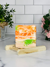 Load image into Gallery viewer, Pretty Kitty Strawberry Bar - Paris House Of Beauty