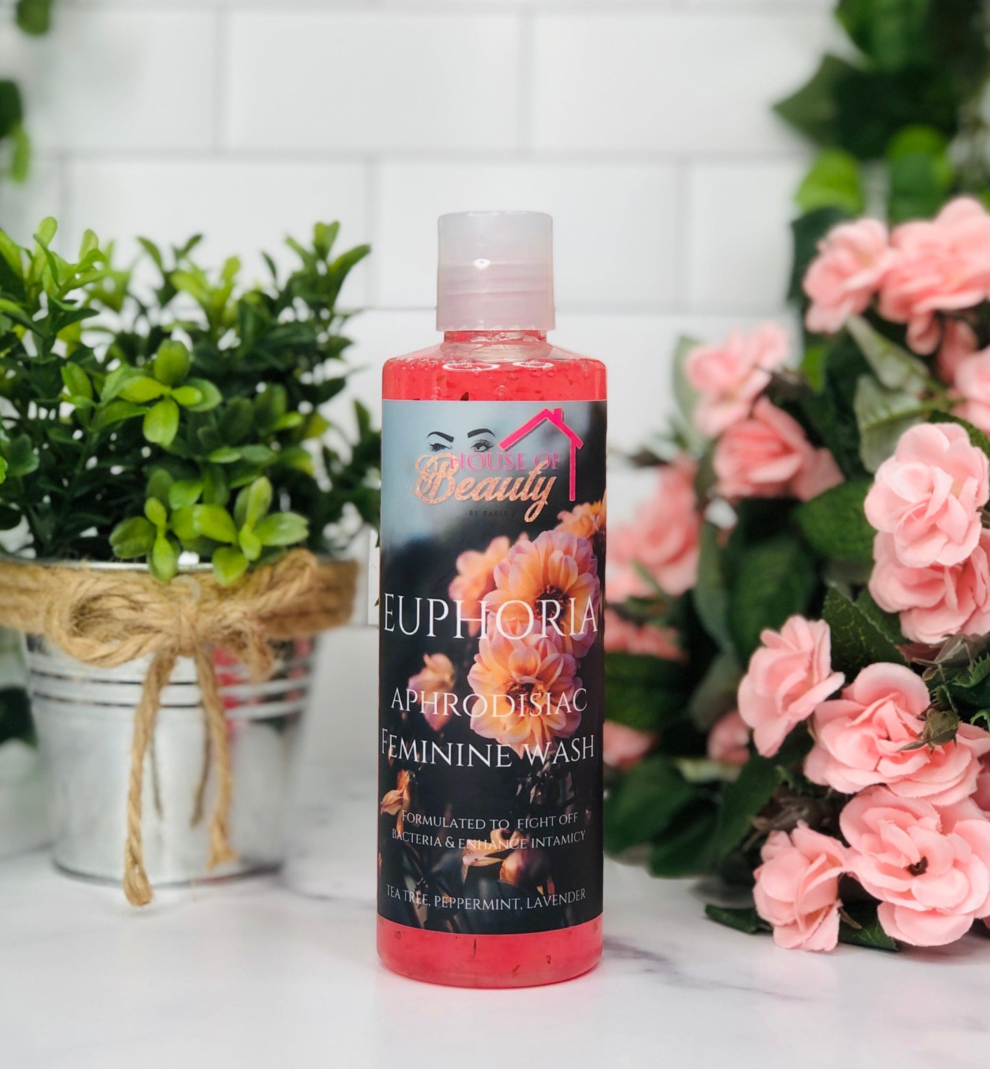 Euphoria Feminine Wash - Paris House Of Beauty