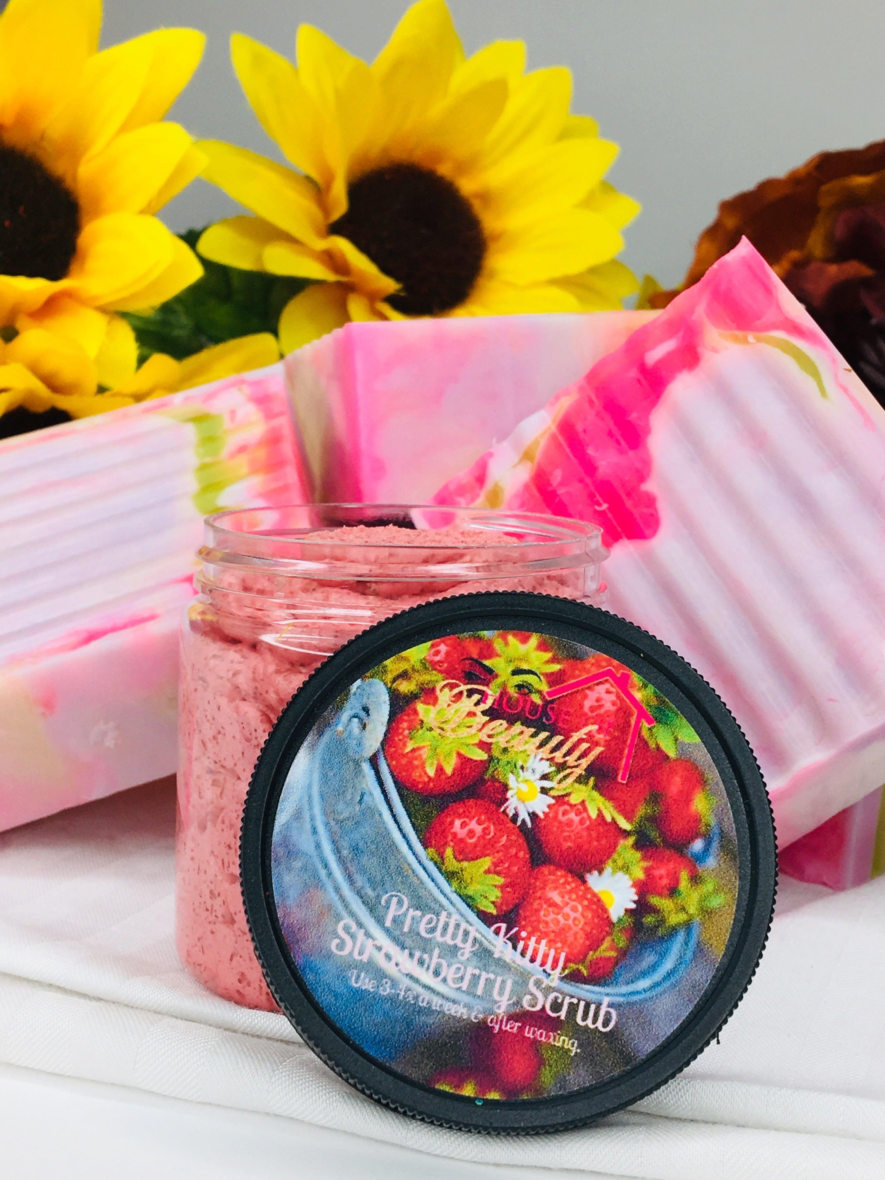 Pretty Kitty Strawberry Set - Paris House Of Beauty